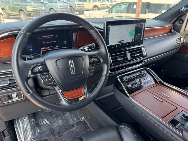2022 Lincoln Navigator L Reserve