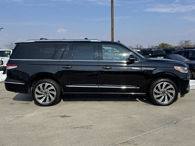 2022 Lincoln Navigator L Reserve