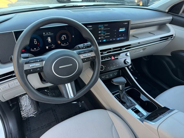 2026 Hyundai Tucson SEL | Heated Seats | CarPlay/Android Auto | AWD