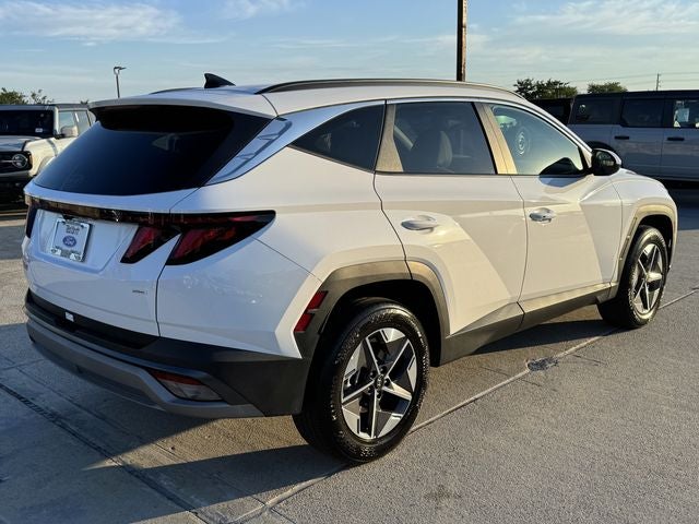 2026 Hyundai Tucson SEL | Heated Seats | CarPlay/Android Auto | AWD