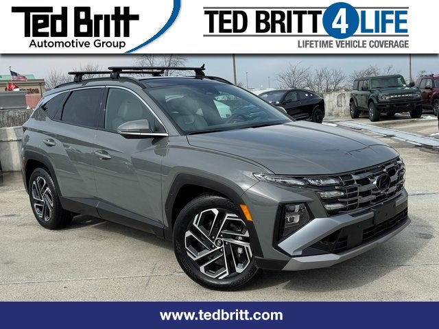 2025 Hyundai Tucson Limited | Panoramic Sunroof | Wireless Apple CarPlay
