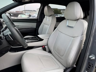 2025 Hyundai Tucson Limited | Panoramic Sunroof | Wireless Apple CarPlay