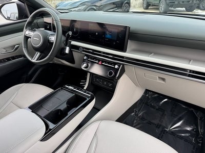 2025 Hyundai Tucson Limited | Panoramic Sunroof | Wireless Apple CarPlay