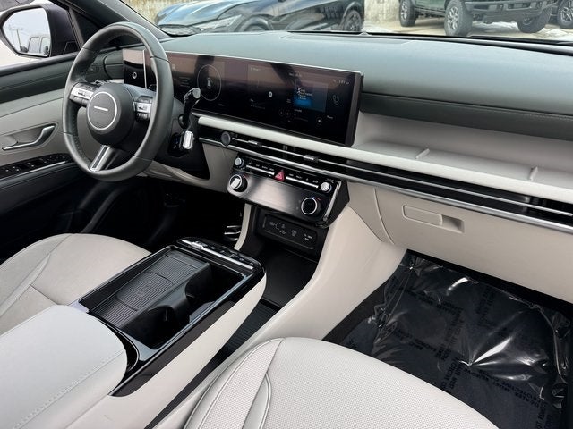 2025 Hyundai Tucson Limited | Panoramic Sunroof | Wireless Apple CarPlay