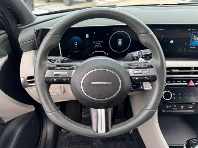 2025 Hyundai Tucson Limited | Panoramic Sunroof | Wireless Apple CarPlay