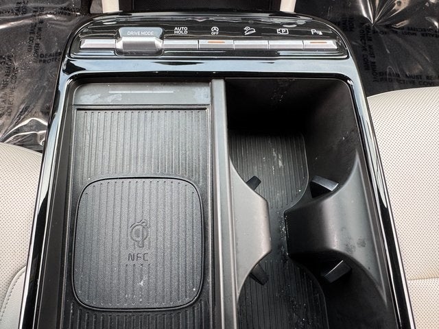 2025 Hyundai Tucson Limited | Panoramic Sunroof | Wireless Apple CarPlay