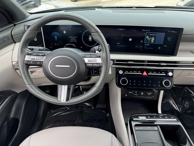 2025 Hyundai Tucson Limited | Panoramic Sunroof | Wireless Apple CarPlay