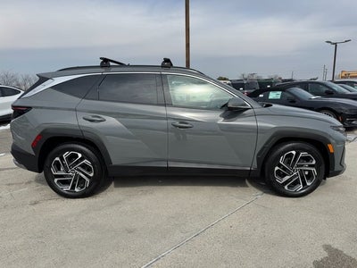 2025 Hyundai Tucson Limited | Panoramic Sunroof | Wireless Apple CarPlay