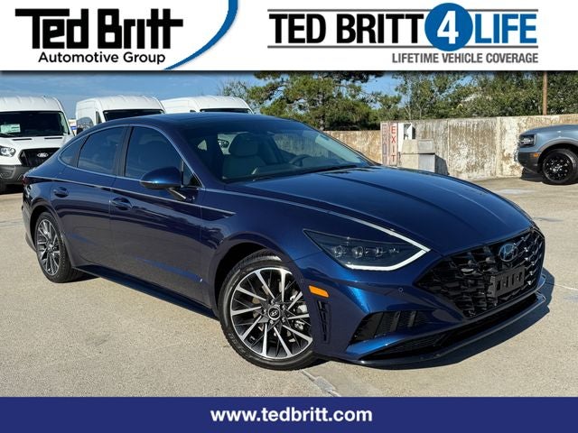 2022 Hyundai Sonata Limited | Pano Roof
