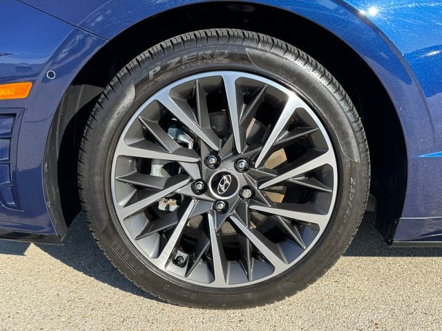 2022 Hyundai Sonata Limited | Pano Roof