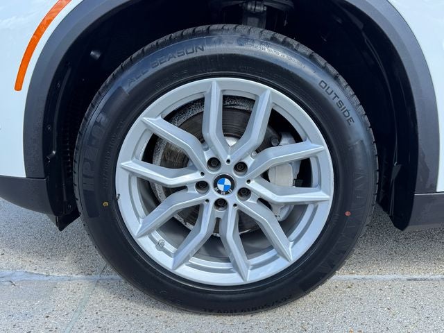 2023 BMW X5 xDrive40i | Premium Pkg | Park Assist Pkg | Heads Up Display
