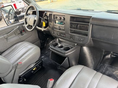 2018 GMC Savana 3500 Work Van | TransGlobal 16' Box w/ Lift Gate