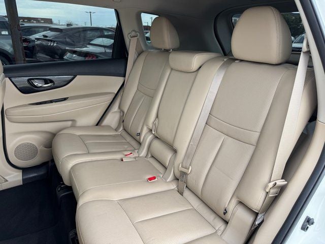 2017 Nissan Rogue SL | Pano Roof | Navigation | Heated Seats | AWD