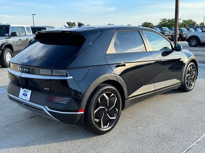 2024 Hyundai IONIQ 5 SE