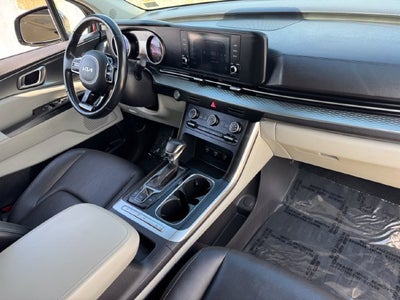 2022 Kia Carnival LXS | 8 Passenger | Heated Seats