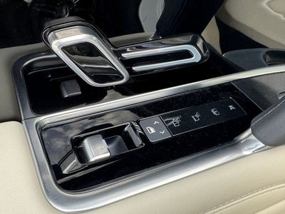 2025 Land Rover Range Rover SE | Heads Up | Shadow Pkg | Cold Pkg