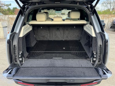 2025 Land Rover Range Rover SE | Heads Up | Shadow Pkg | Cold Pkg