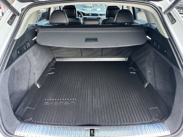 2024 Audi Q8 e-tron Premium Plus quattro