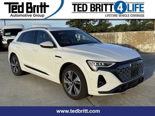 2024 Audi Q8 e-tron Premium Plus quattro