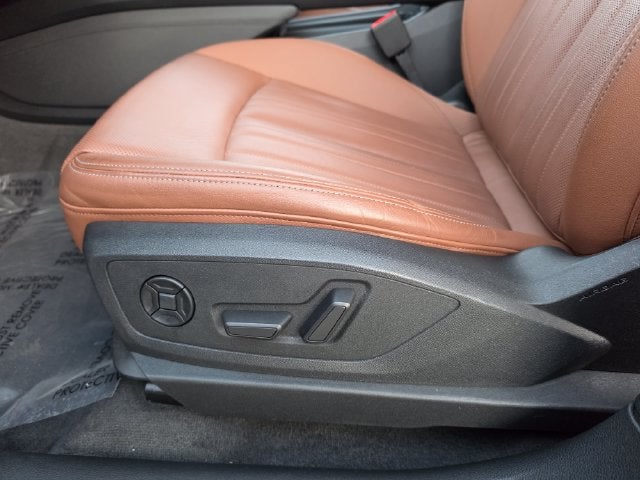 2024 Audi Q8 e-tron Premium Plus quattro
