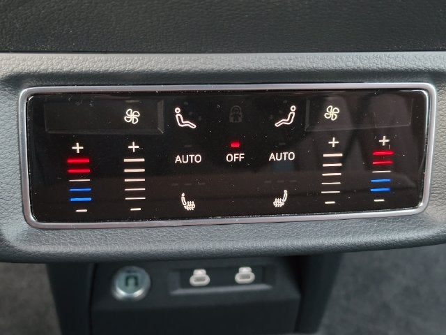 2024 Audi Q8 e-tron Premium Plus quattro