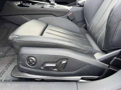 2023 Audi A4 45 S line Prestige quattro