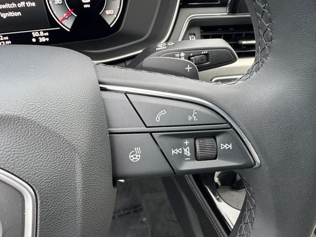 2023 Audi A4 45 S line Prestige quattro