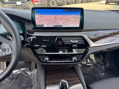 2023 BMW 5 Series 530i xDrive | Premium Pkg. | Moonroof | CarPlay