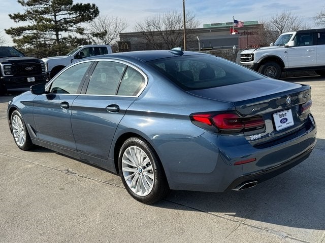 2023 BMW 5 Series 530i xDrive | Premium Pkg. | Moonroof | CarPlay
