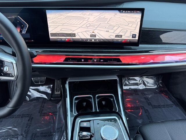 2026 BMW 7 Series 740i xDrive | M Sport Pkg | Premium Pkg | Pano Roof