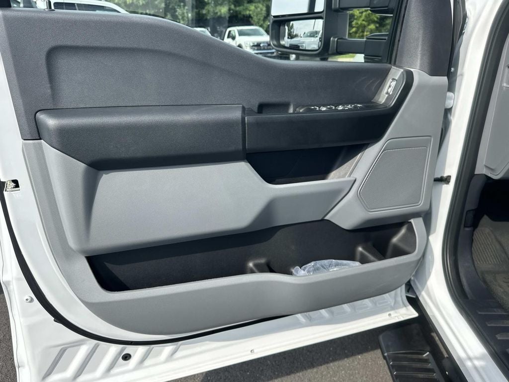 2025 Ford F-350SD XL DRW