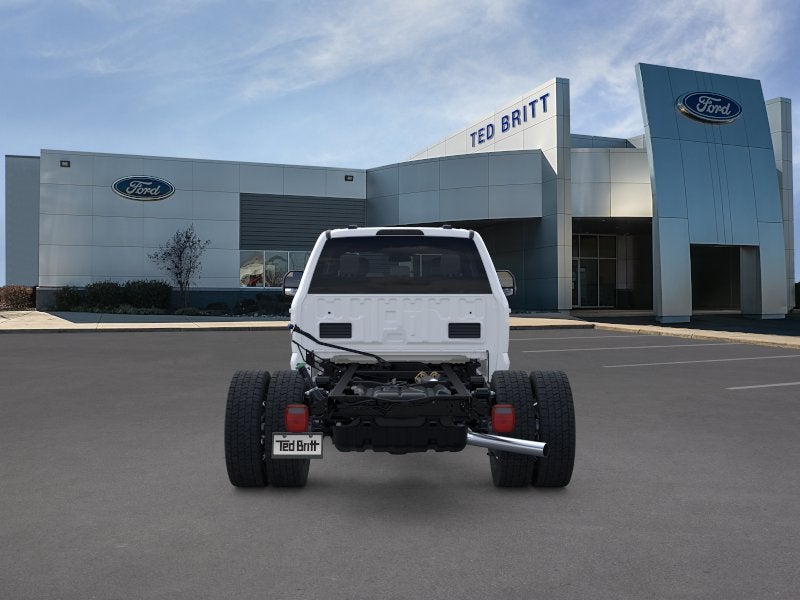 2026 Ford F-450SD Lariat DRW