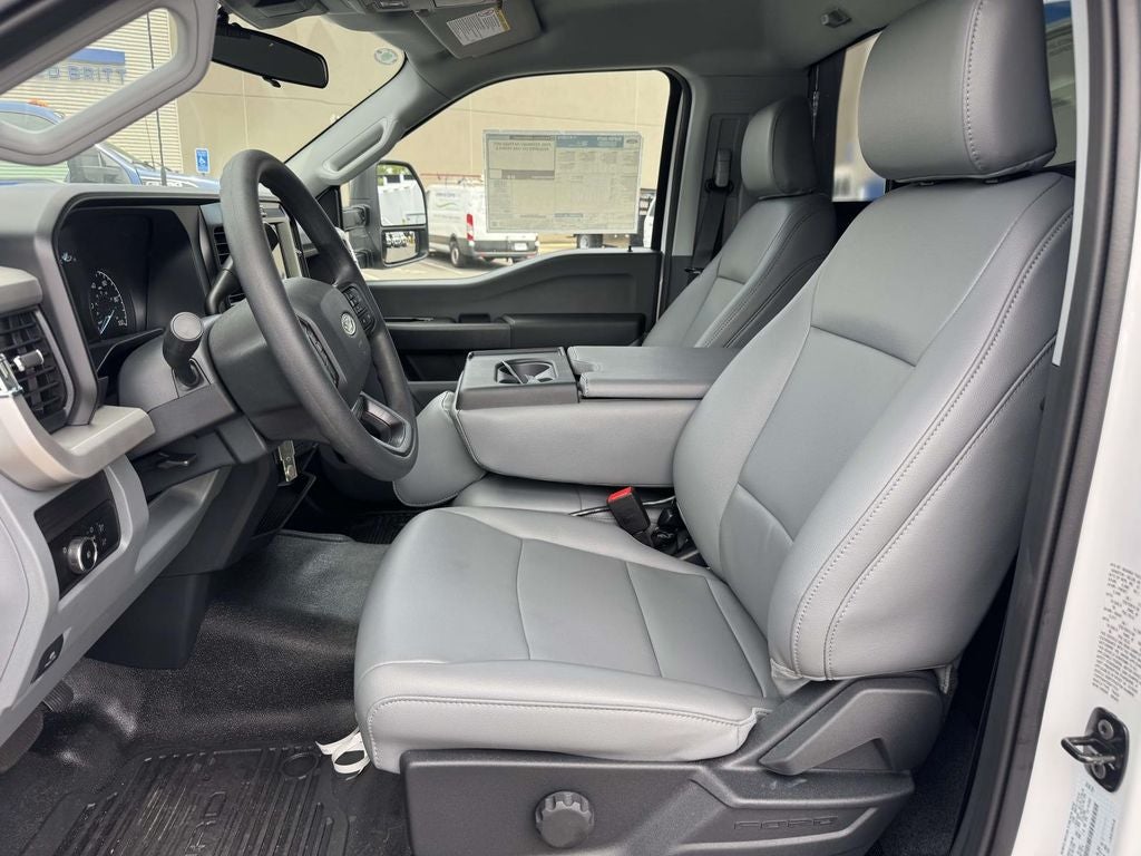 2025 Ford F-550SD XL DRW