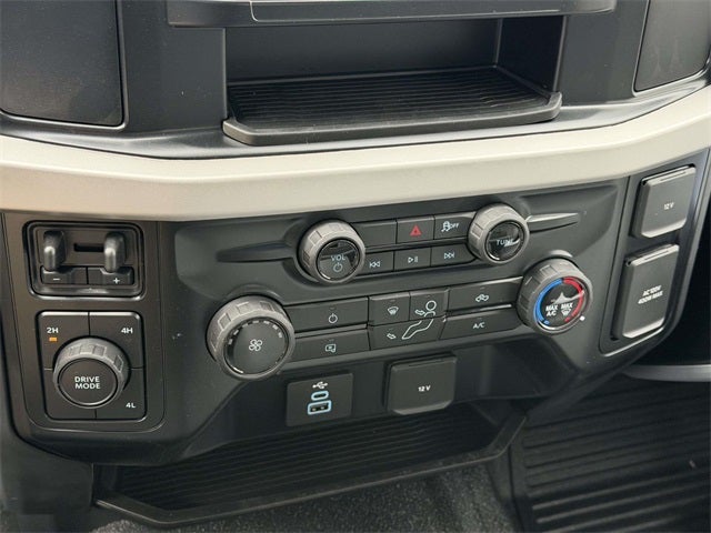 2026 Ford F-600SD XL