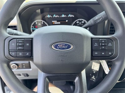 2025 Ford F-600SD XLT
