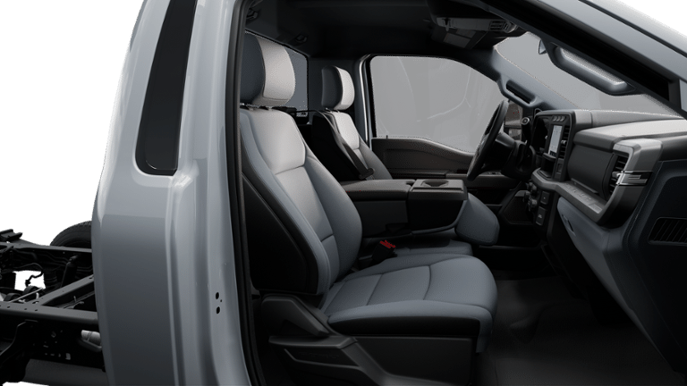 2025 Ford F-600SD XLT