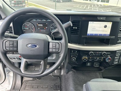 2025 Ford F-600SD XLT