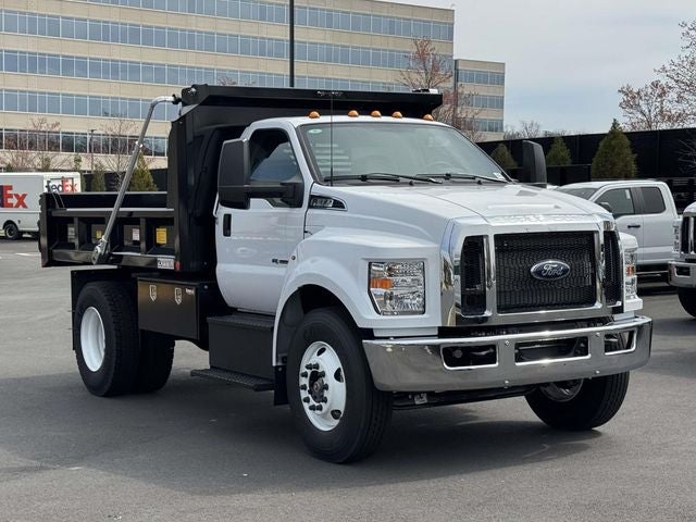 2026 Ford F-650SD Base DRW