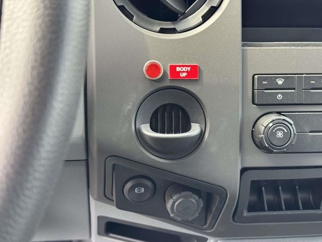 2026 Ford F-650SD Base DRW