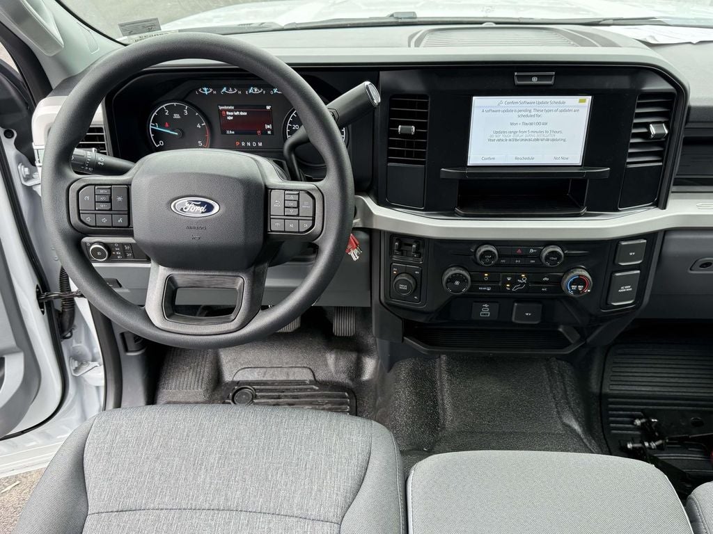 2026 Ford F-550SD DRW