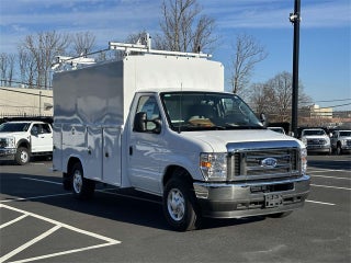2025 Ford E-350SD