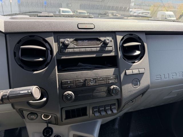 2027 Ford F-750SD Base