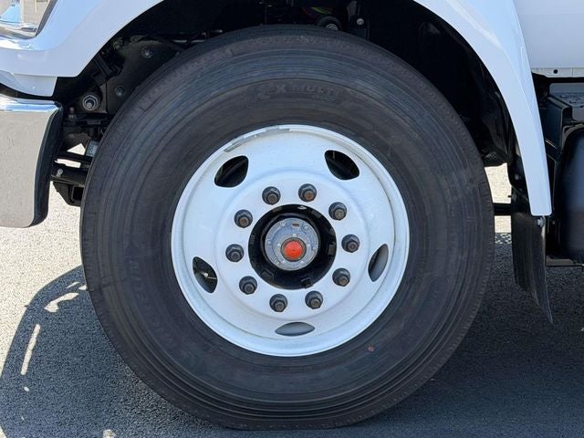 2027 Ford F-750SD Base