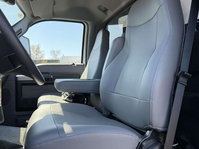 2027 Ford F-750SD Base