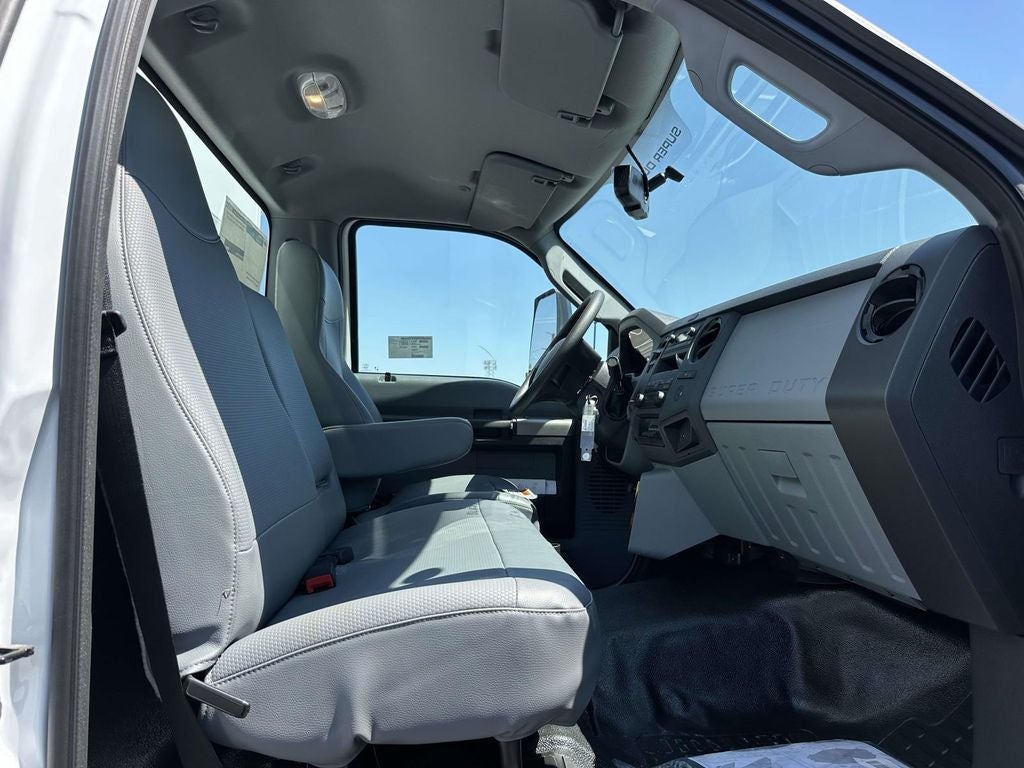 2026 Ford F-750SD Base