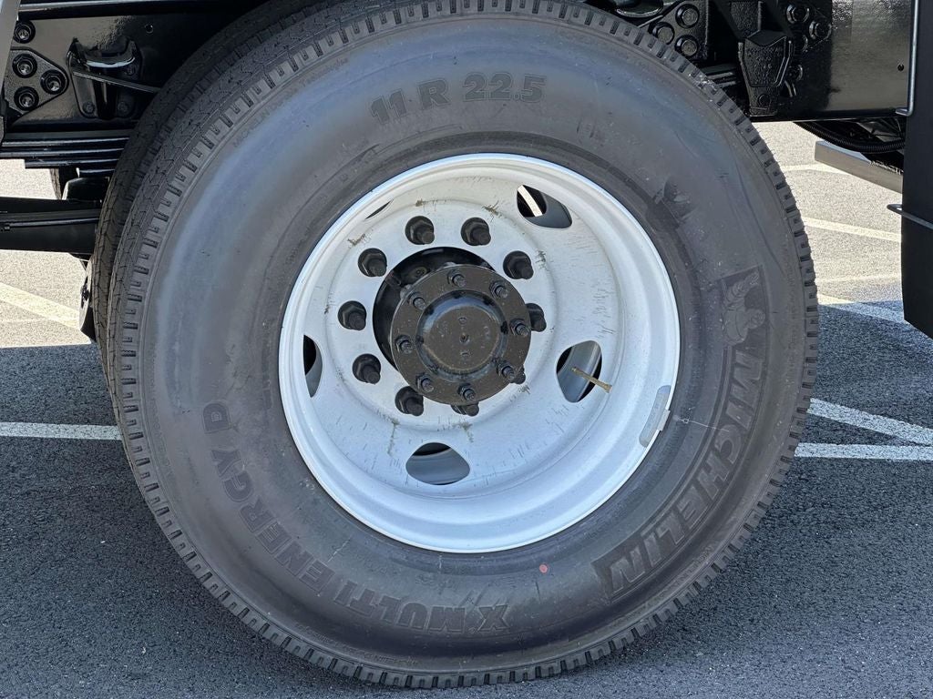 2026 Ford F-750SD Base