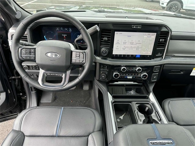 2025 Ford F-350SD Platinum