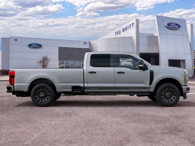 2027 Ford F-350SD XLT Carhartt Edition