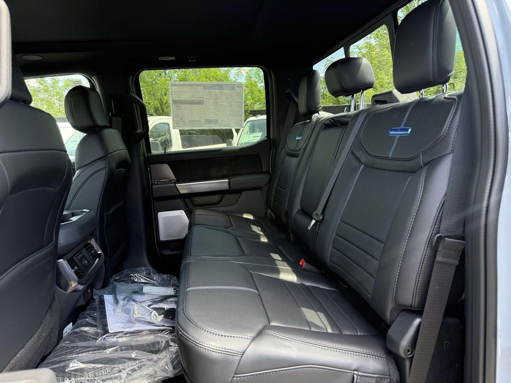 2026 Ford F-350SD Platinum DRW