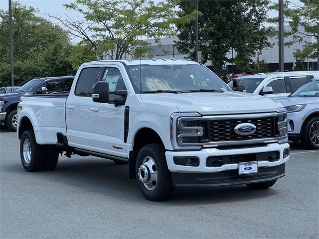 2025 Ford F-350SD Platinum DRW